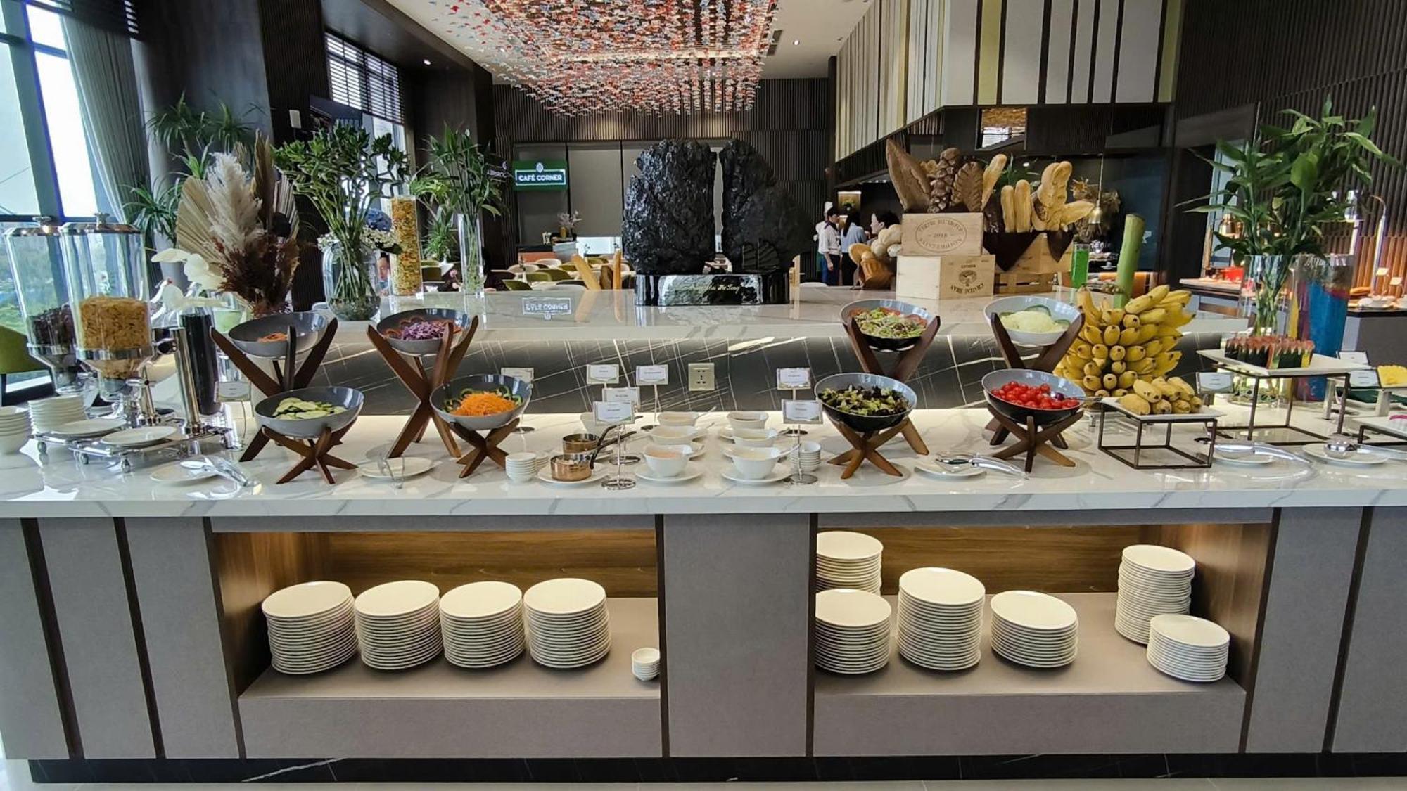 Wyndham Garden Legend Halong Hotel Ha Long Buitenkant foto